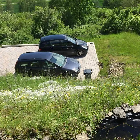 Vakantiehuis Idyllisch Wohnen Im Weserbergland - Mit Phantastischer Aussicht Fuer 4 Personen